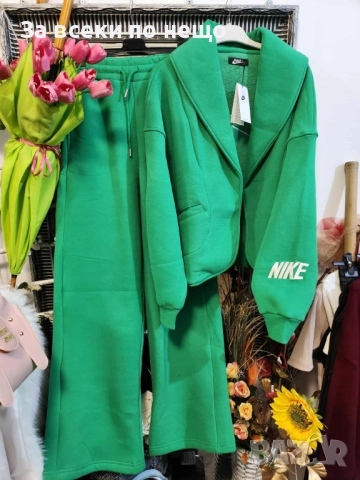 Nike Дамски Спортен Комплект🔝Дамски Спортен Екип Найк - Налични Различни Цветове Код I_159, снимка 2 - Спортни екипи - 52262095