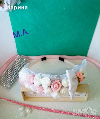 Нежно красива бяла диадема с малко розов акцент, снимка 3 - Шноли, диадеми, ленти - 28444444