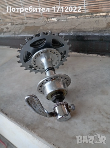 Задна главина и касета Shimano 600 Arabesque, снимка 2 - Части за велосипеди - 52361975