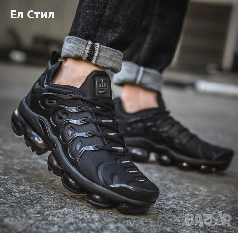 📌Nike AIR VAPORMAX PLUS BLACK 40 41 42 43 44 45 номер Цена 180лв/92.03€ Еконт, снимка 2 - Маратонки - 52246365