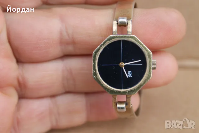 Дамски сребърен Швейцарски часовник с позлата /17 камъка/