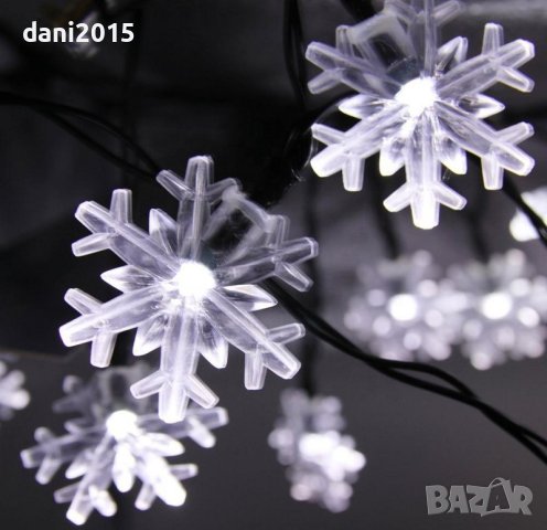 Многоцветни коледни LED лампички със снежинки с щепсел, снимка 5 - Декорация за дома - 42964534