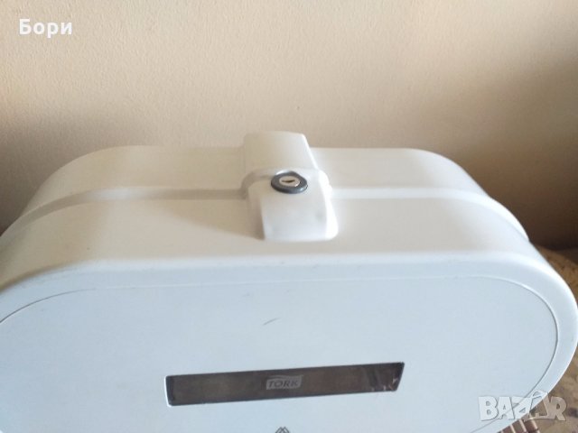 TORK  Двойна кутия за т. хартия на ролка , снимка 2 - Обзавеждане за заведение - 28697997