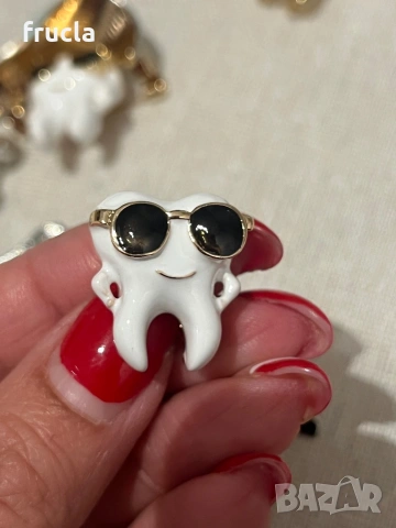 Брошки за Зъболекар, снимка 4 - Други - 53129028