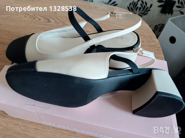 Дамски маратонки и сандали, снимка 8 - Маратонки - 48688435