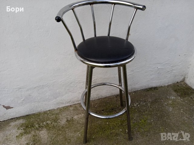 Въртящ се барстол