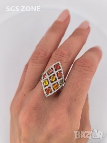 СРЕБЪРЕН ПРЪСТЕН С МНОГОЦВЕТЕН САПФИР
