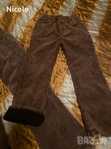 Джинси, подплатени в кафяв цвят и апликации размери: 128/122, снимка 3 - Детски панталони и дънки - 43435411