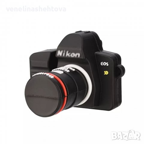 Фотоапарат Никон Usb 32 GB,  флаш памет,Nikon 32 ГБ. , снимка 1 - USB Flash памети - 38056653