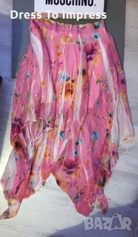 Дамска пола  Moschino, снимка 3 - Поли - 27595284
