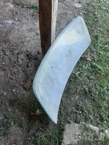 Стъкла за Трабант оригинални крушки комплект, снимка 4 - Части - 52313783