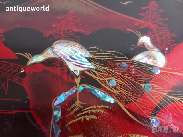 Стара Японска Лакова Кутия , Ракла,Латерна, Рисувана, Седеф, снимка 3 - Антикварни и старинни предмети - 50121303