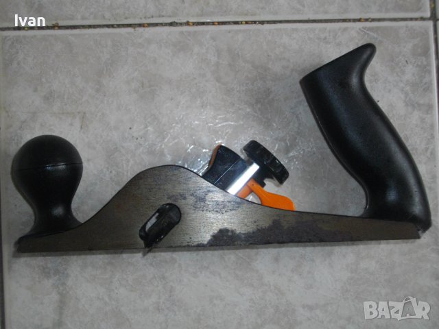 Ново STANLEY-RB10-ENGLAND-260мм-Нож 50мм/Ново Българско Профилно Ренде с Дървени Винтове Реглаж-2Нож, снимка 16 - Други инструменти - 39978584