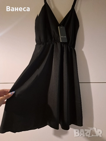 Нова рокля с етикет, снимка 2 - Рокли - 52137097