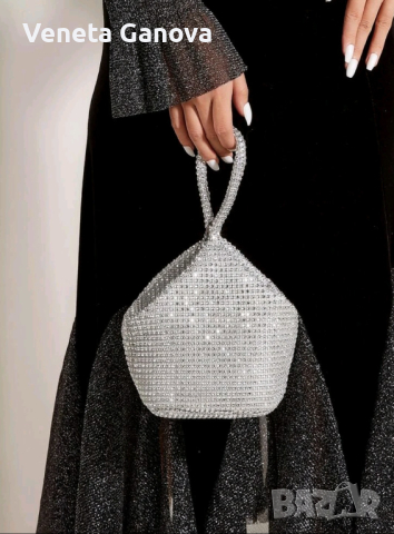 Текстилна вечерна чантичка за ръка, снимка 2 - Чанти - 44905351