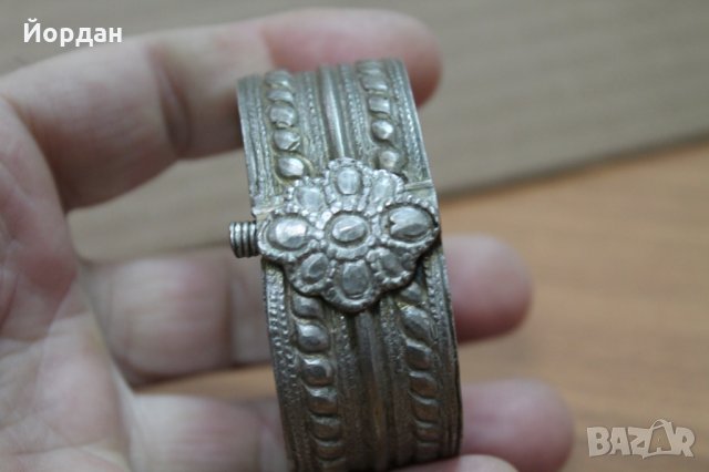 Възрожденска сребърна гривна , снимка 2 - Антикварни и старинни предмети - 34988655