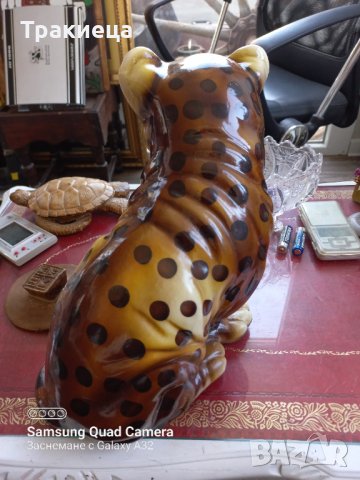 Голяма порцеланова фигура леопард , снимка 4 - Други ценни предмети - 38345457