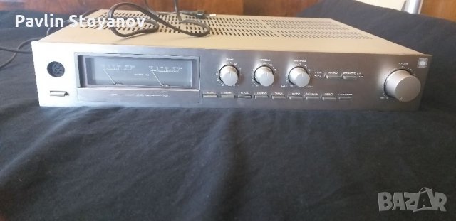 Перфектен усилвател Universum V2315a