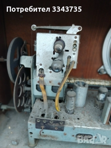 Старо дървено лампово радиоSABA VILLINGEN W II 1952г., снимка 10 - Антикварни и старинни предмети - 52369656