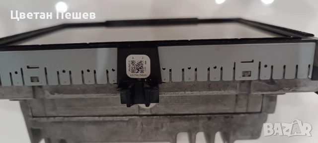 Jeep Grand Cherokee WK2 оригинална мултимедия, снимка 2 - Части - 52064951