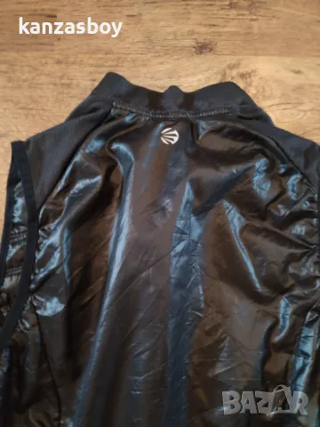 impact jillian michaels - ултралек дамски елек КАТО НОВ С, снимка 7 - Елеци - 49337166