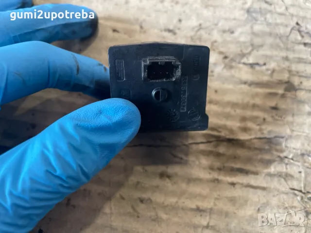 Светлинен Индикатор Ляв в Огледало VW ID.3 E11 pro, снимка 4 - Части - 48698330