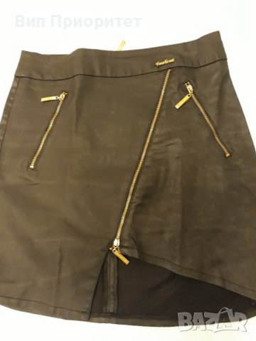 FRANCO FERUCCI - маркова кожена пола, къса , сексапилен модел, с 3 ципа FRANCO FERUCCI+бижу на колан