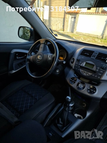 Тойота Рав 4, снимка 10 - Автомобили и джипове - 53604762