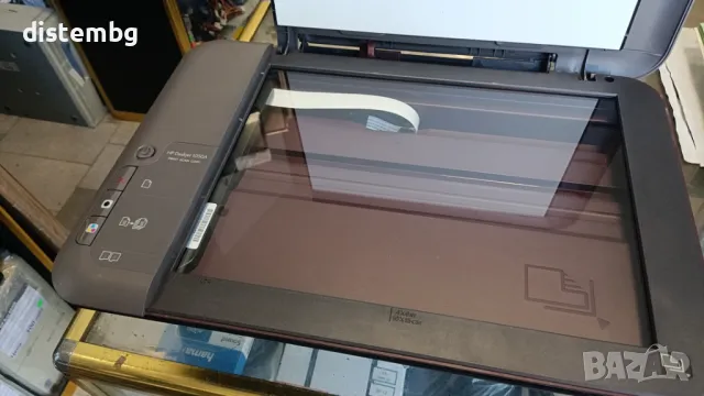 Мултифункционално устройство принтер/скенер/копир HP Deskjet 1050A, снимка 3 - Принтери, копири, скенери - 48989959