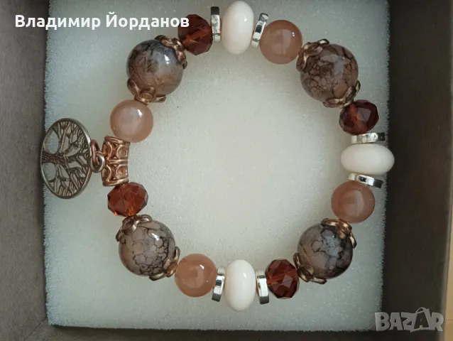 гривни и комплект с обеци ръчна изработка от естествени камъни