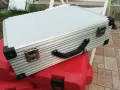 АЛУМИНИЕВ КУФАР-НОВ С 2 КЛЮЧА 2505251813, снимка 4