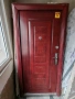 Входна врата с прагове и ключове за апартамент , снимка 1