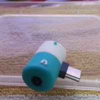 преходник 2 in 1 Type-C Adapter Splitter за зареждане и слушалки 3.5mm Audio слушалки, снимка 3 - USB кабели - 26396334