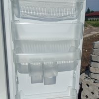 Части за хладилник Беко, снимка 1 - Хладилници - 37066456