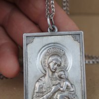 Сребърен медальон Богородица с младенеца, снимка 2 - Колиета, медальони, синджири - 37961104