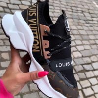 Дамски спортни обувки Louis Vuitton код 29, снимка 1 - Дамски ежедневни обувки - 32599484