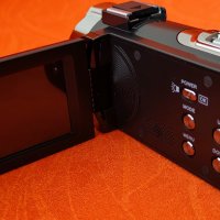 Продавам НОВА видеокамера Besteker FULL HD  мини  24 Mega Pixels, снимка 5 - Плейъри, домашно кино, прожектори - 43561063