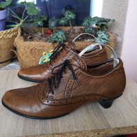 Обувки Think! 38 н. Естествена кожа , снимка 1 - Дамски елегантни обувки - 39988451