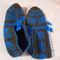 Ръчно плетени терлици и терлици тип чехли, снимка 4 - Други - 39674119