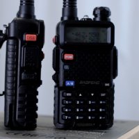 █▬█ █ ▀█▀ Нови Двубандова радиостанция UV-5R baofeng 5R  8w от вносител, снимка 13 - Екипировка - 38469288