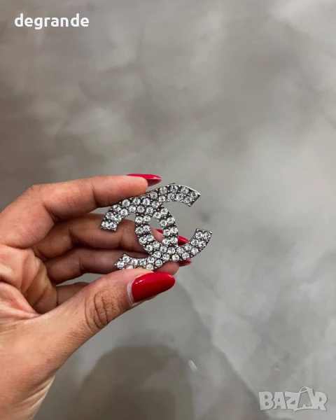 Брошка с камъчета , снимка 1