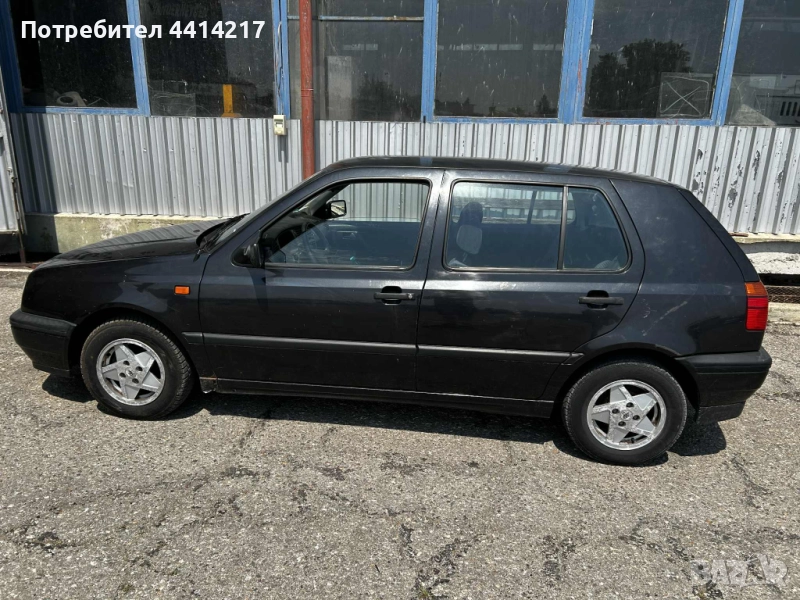 VW Golf GL в изправно техническо състояние и перфектен документално, снимка 1