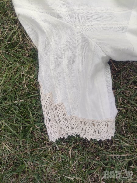 Продавам плетена блуза с дантела , снимка 1