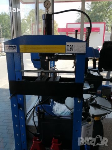 Апарат за смяна на двигателно масло с мензора и функция за вакуумно изсмукване., снимка 9 - Други машини и части - 12733164