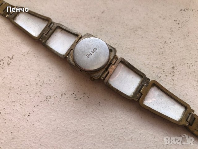 от стар часовник-гривна "ЧАЙКА" - рисуван порцелан, снимка 8 - Антикварни и старинни предмети - 43906348