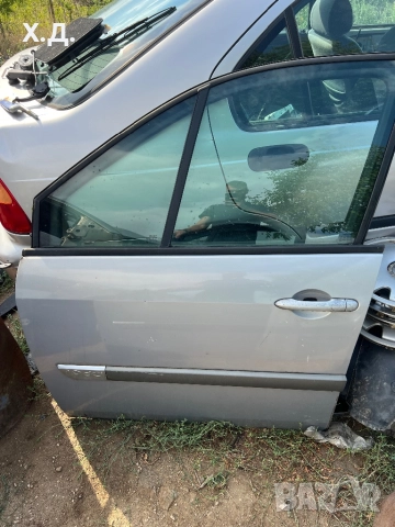 Предни врати Рено Сценик 2004г 