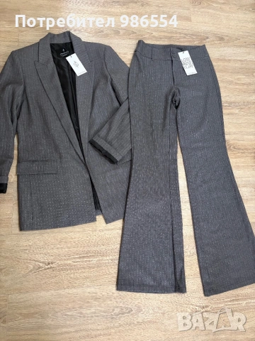Комплект костюм сив сако и панталон размер S Stradivarius, снимка 4 - Костюми - 53052457
