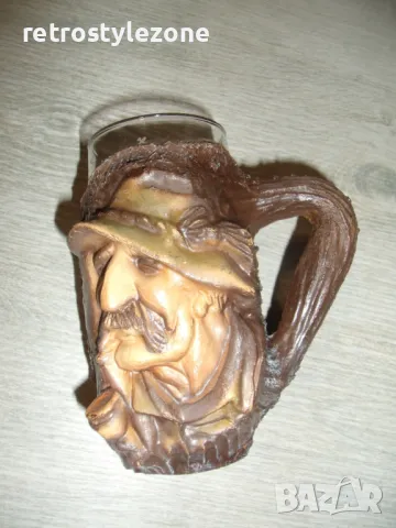 № 7832 стара стъклена чаша / халба   - с апликирана декорация   - релефна  - синтетика, снимка 6 - Други ценни предмети - 48722443