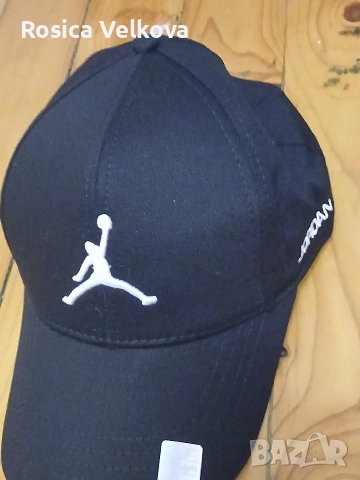 Маркови шапки с козирка , снимка 18 - Шапки - 53512618