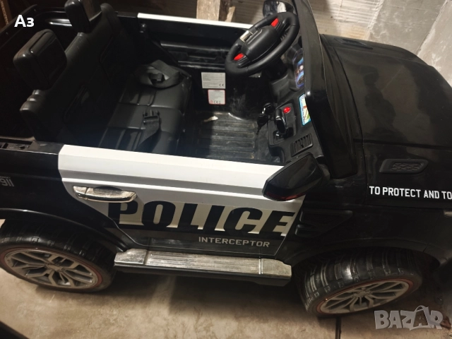 Акумулаторен полицейски джип